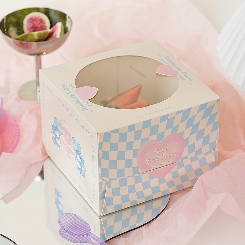 blue checkerboard bear & heart 4 inch cake box with window blue checkerboard bear & heart 4 inch cake box with window