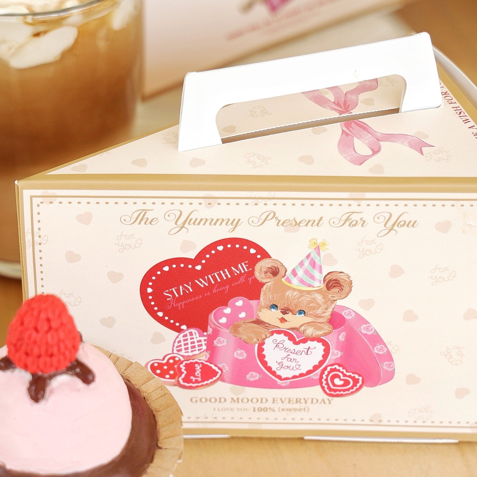 custom pink gift box bear triangular slice cake box Custom Pink Gift Box Bear Triangular Slice Cake Box