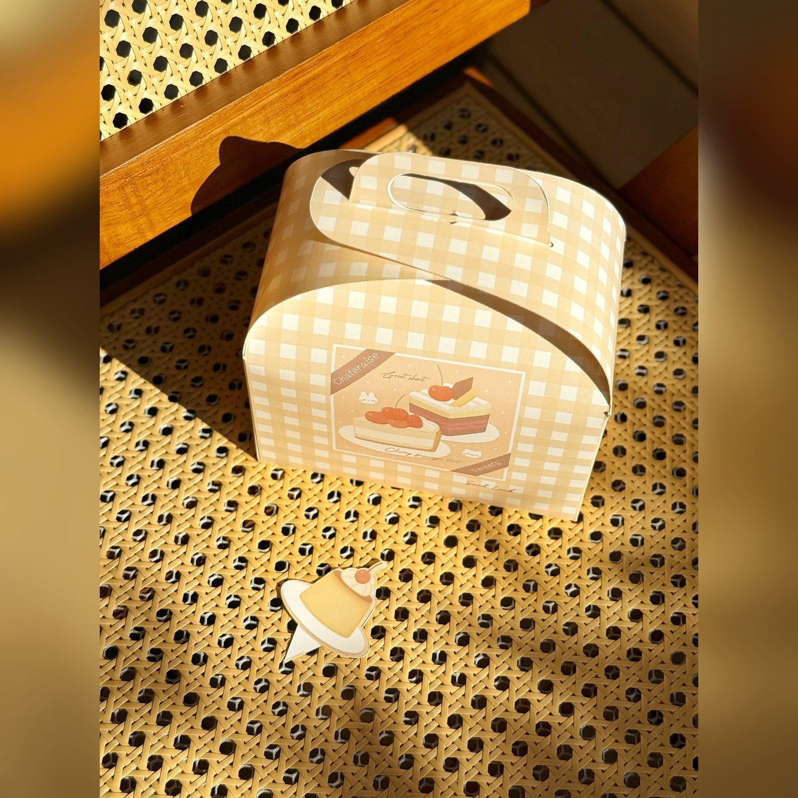 custom yellow plaid arch window slice cake box Custom Yellow Plaid Arch Window Slice Cake Box