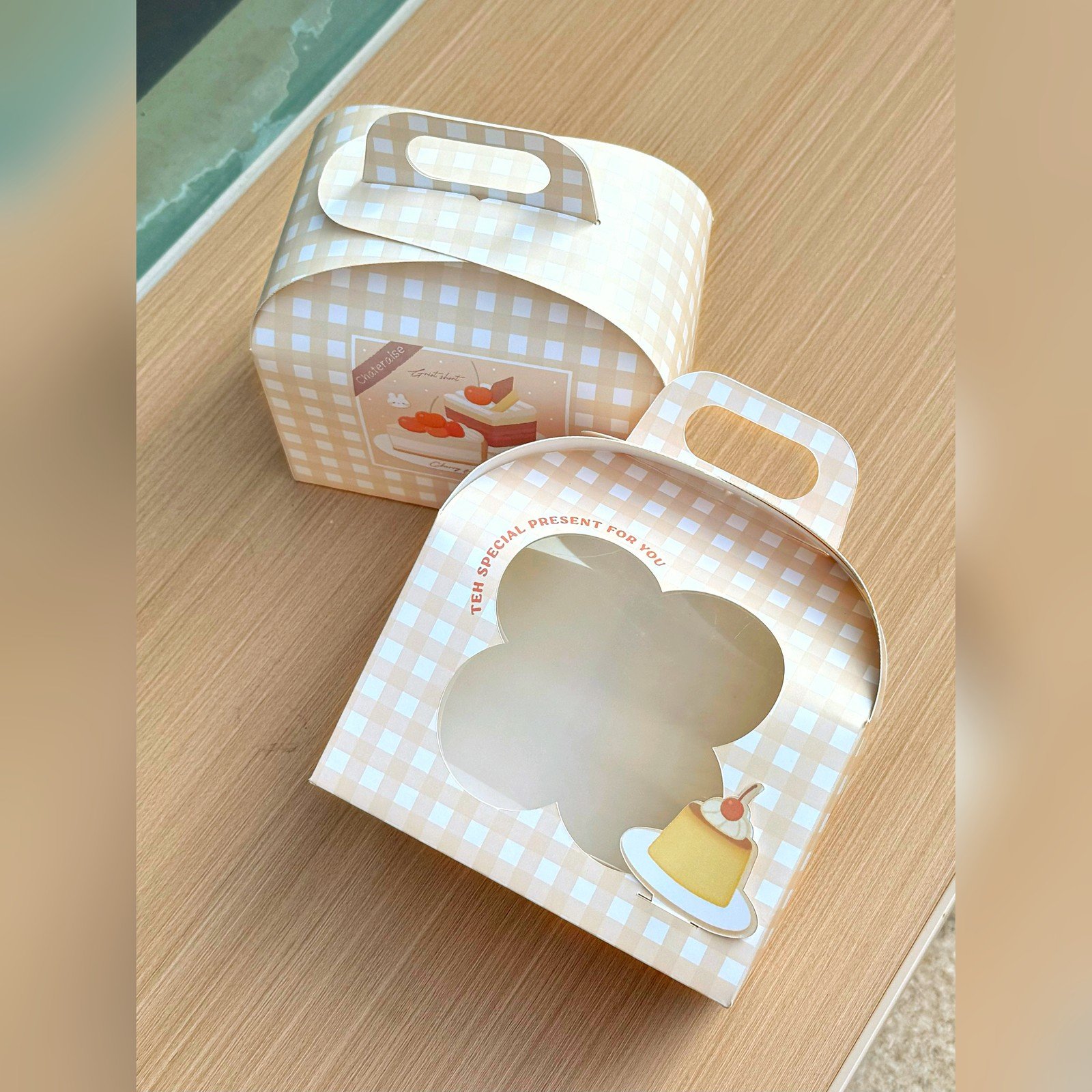custom yellow plaid arch window slice cake box Custom Yellow Plaid Arch Window Slice Cake Box